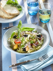 pasta alla panzanella - pâtes -fusili -