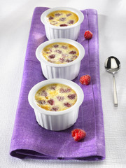 flan aux amandes et la framboise- pudding with almonds