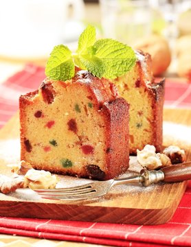 Slices of fruitcake