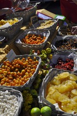 Étalage de fruits confits