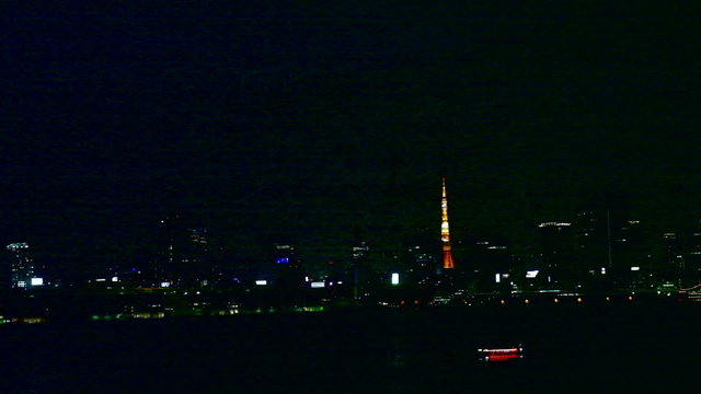 東京タワーと高層ビル群夜景