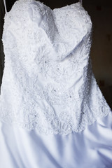 Image of front of bride in wedding dress