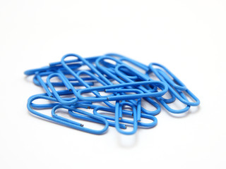 Color paper clips to background.
