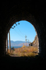 Fototapeta na wymiar Okoliczno-Baikal - historyczne kolejowe wzdłuż Jezioro Bajkał