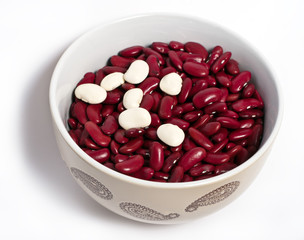 A bowl of kidney beans