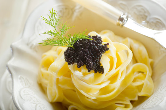 caviar pasta-pasta al caviale