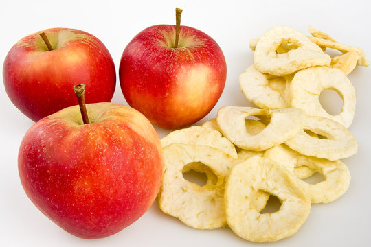 Äpfel mit Apfelringen