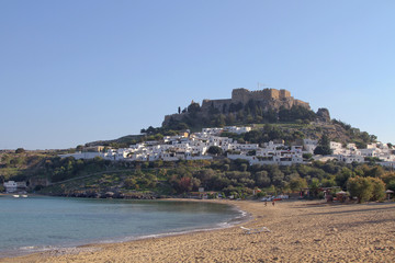 Fototapeta na wymiar Lindos mit Akropolis