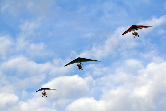 motorized hang-gliders