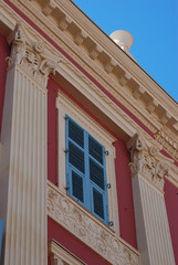 façade de caractere