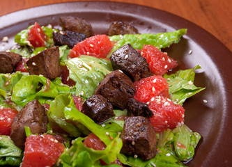 meat salad with vegetable and sesame