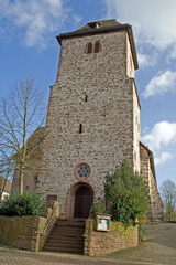 Fototapeta na wymiar Georgskirche in Amelunxen (Ostwestfalen)