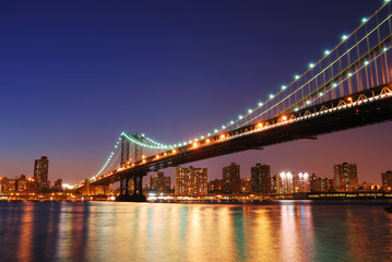 Fototapeta na wymiar New York City Manhattan Bridge