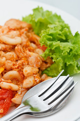 Macaroni fried and chicken