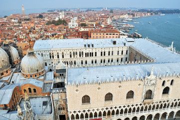 Fototapeta na wymiar Panoramiczny widok z Wenecji