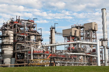 Fototapeta na wymiar Petrochemical Refinery Plant