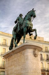 Fototapeta na wymiar Carlos III - Monument am Platz Puerta del Sol
