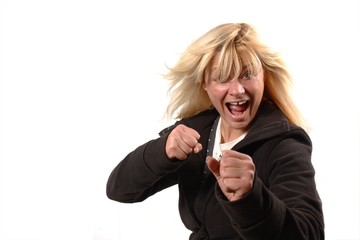 frau mit boxfäusten
