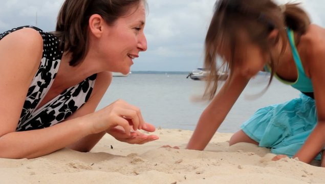 fou rire sur la plage