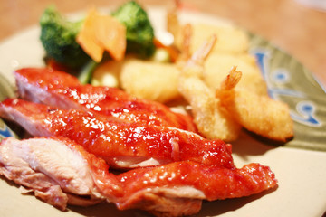 Baked chicken with shrimp and vegetables