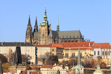 Fototapeta premium View on the autumn Prague gothic Castle