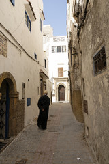 ballade dans les ruelles d'Essaouira au Maroc