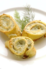 Crespelle di ricotta e finocchietto