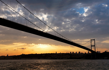 Obraz premium Bosporus bridge at Sunset