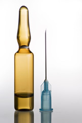 medicinale in fiala monodose da iniettare