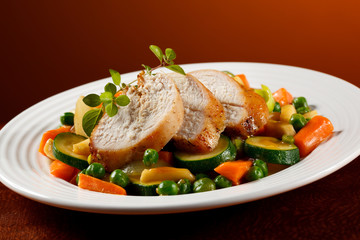 Grilled turkey fillet with vegetables