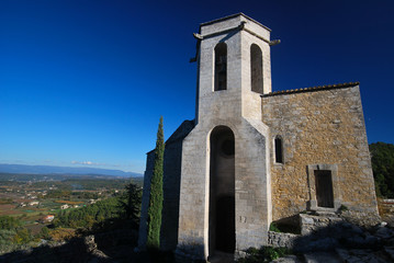 Chapelle du village d'Oppède dans le Luberon