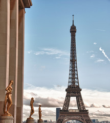 Fototapeta na wymiar Widok z wieży Eiffla, Paryż