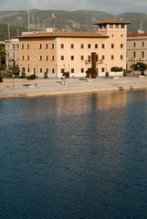 Fototapeta premium Edificio Aduana Parc de la Mar Palma Mallorca Baleares