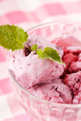 berry ice cream