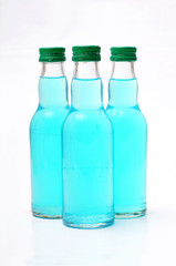blaue flaschen