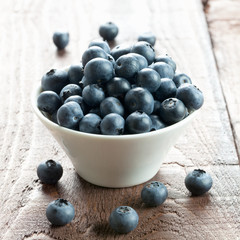 Heidelbeeren in Schale