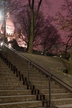 Escalier sur la Butte Montmartre - Paris