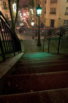 Escalier sur la Butte Montmartre - Paris