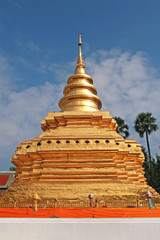 Naklejka premium Golden Stupa