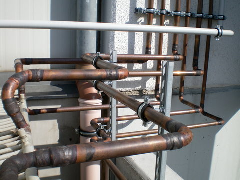 Leitungen