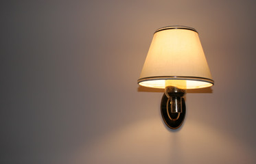 Wall lamp