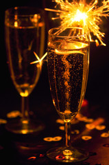 Champagner und Goldfunken