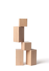 Turm aus Bauklötzen (Schwindel)