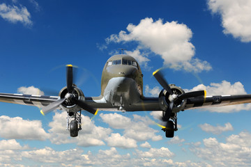 C-47 Vinteg Plane Landing
