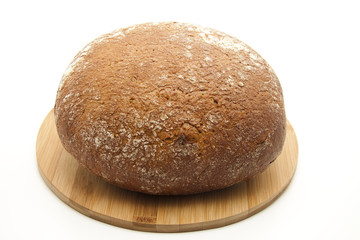 Brot auf Holzteller