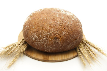 Brot mit Weizenähren