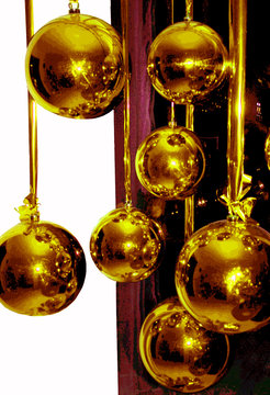 Weihnachtskugeln gold - Hochformat