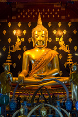 Obraz premium Golden Buddha in Thailand