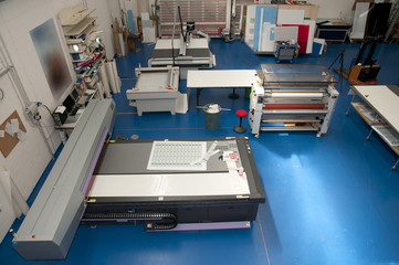 Flatbed cutter/router (cutting plotter)
