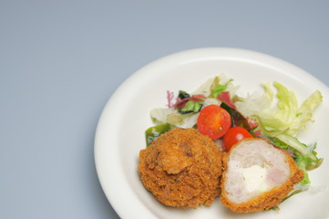 チーズインコロッケ